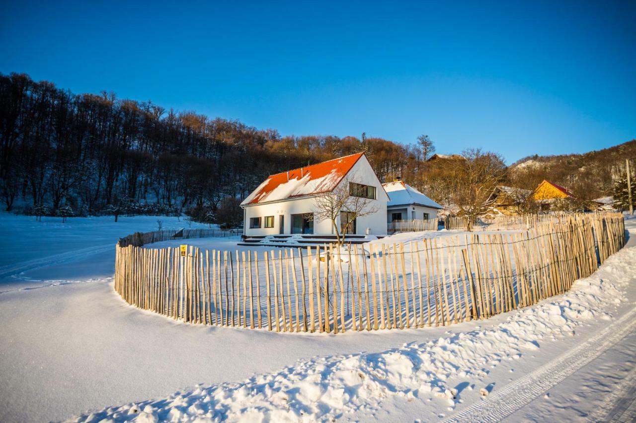 Antosikov Majer Pensionat Banská Štiavnica Exteriör bild